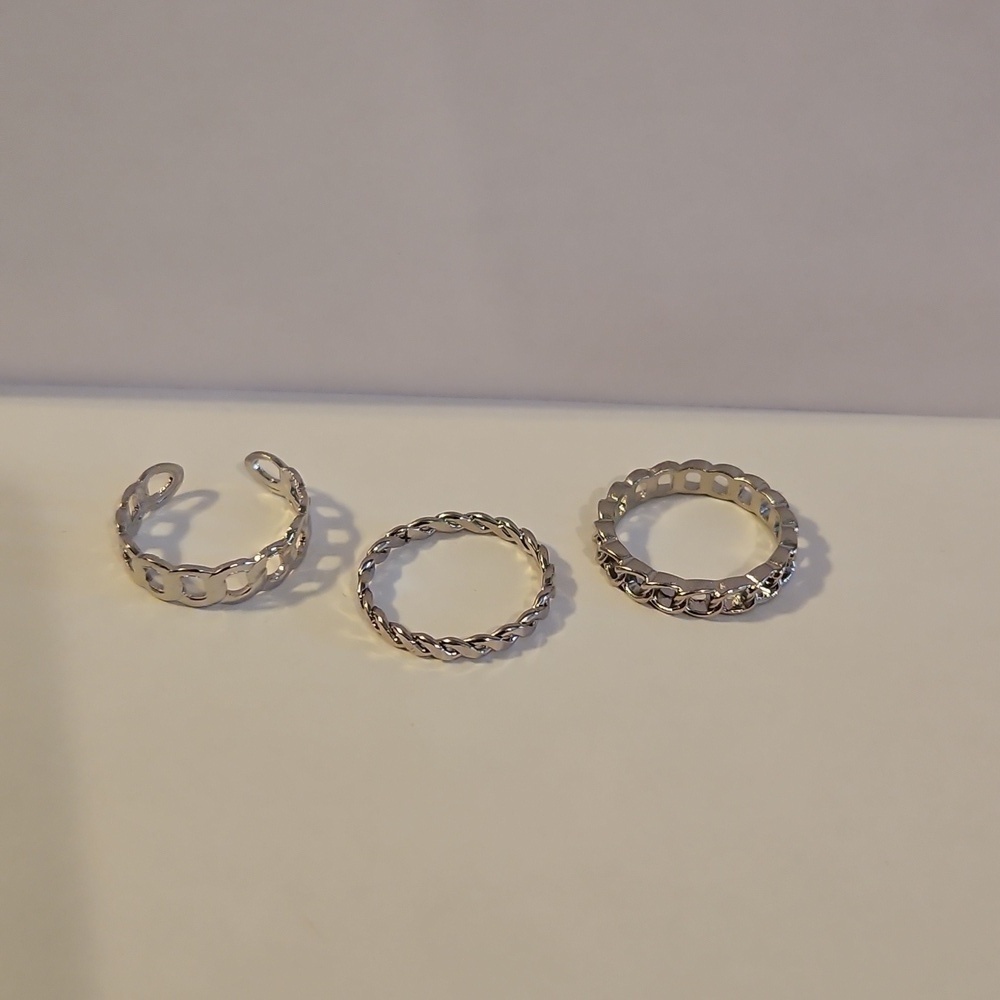 2/15$ Bundle Deal New 3 Piece Silver knuckle Stackable Rings